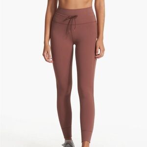 Vuori daily leggings